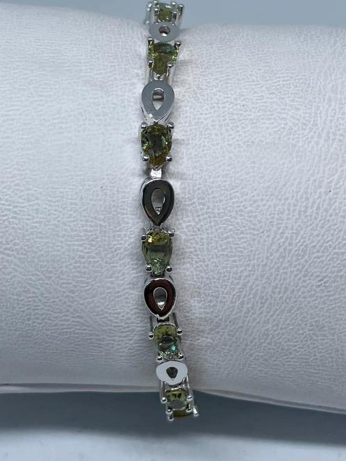 Mooie zilveren zultanite armband, Bijoux, Sacs & Beauté, Bracelets, Neuf, Argent, Rouge, Avec pierre précieuse, Enlèvement ou Envoi