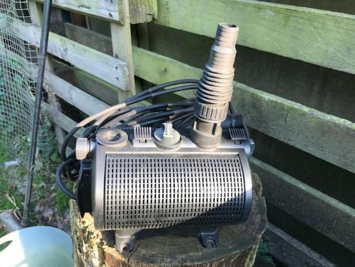 Vijverpomp OASE Nautilus, Tuin en Terras, Vijver-toebehoren, Vijverpomp, Ophalen