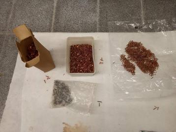 Klinknagels met verzonken kop beschikbaar voor biedingen