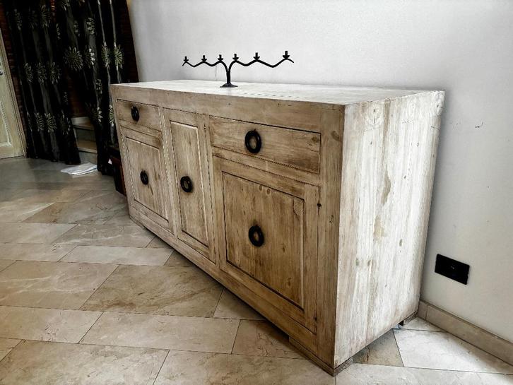 Commode en bois cérusé, bon état, Maison & Meubles, Armoires | Commodes, Utilisé, Moins de 100 cm, 150 à 200 cm, 50 à 75 cm, Autres essences de bois