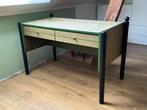 Tienerbureau, Ophalen, Gebruikt, Tafel(s)