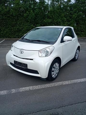 Toyota IQ 2011 BLANCO GEKEURD*EURO 5/benzine 1st eigenaar beschikbaar voor biedingen