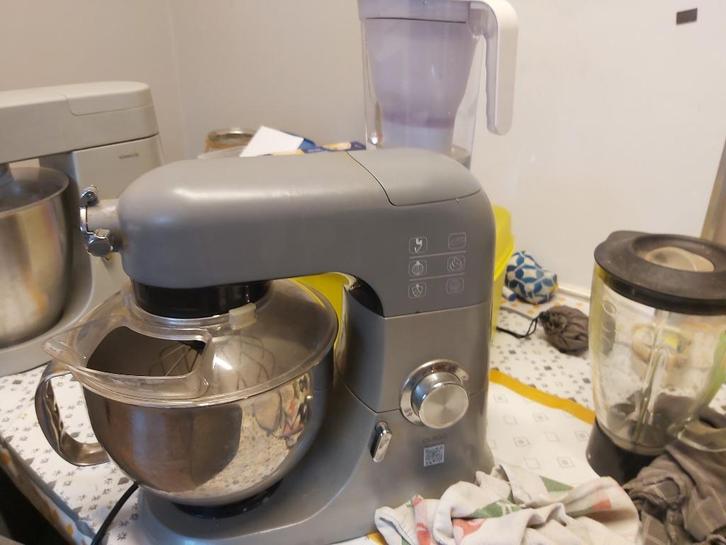 Te koop: QUIGG multifunctionele keukenrobot met blender, Elektronische apparatuur, Keukenmixers, Gebruikt, 4 liter of meer, 3 snelheden of meer