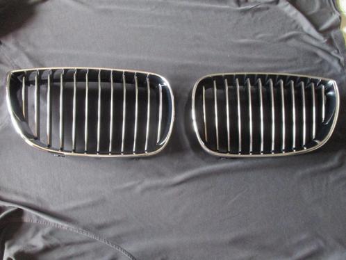 BWM 1-serie ( E 87 ) Radiatorgrilles / niertjes., Auto-onderdelen, Carrosserie, Bumper, BMW, Voor, Links, Rechts, Gebruikt, Ophalen of Verzenden