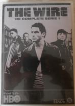 DVD - The Wire - Seizoen 1 • HBO, Comme neuf, Enlèvement ou Envoi, À partir de 16 ans