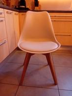 4 witte keukenstoelen, Huis en Inrichting, Stoelen, Ophalen