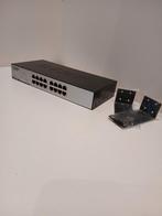 D-Link DES-1016D 10/100 switch, Computers en Software, Netwerk switches, Ophalen of Verzenden, Zo goed als nieuw