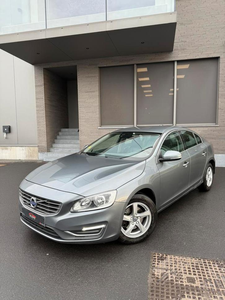 Volvo S60/2.0 gazole/2017/182 000 km/88 kW/euro 6 b, Autos, Volvo, Entreprise, Achat, S60, Air conditionné, Bluetooth, Ordinateur de bord