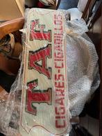 erfgoed / beeldjes/ email borden/strijkijzers/fototoestellen, Ophalen