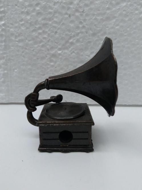 Puntenslijper minatuuur grammofoon, Verzamelen, Retro, Overige typen, Ophalen of Verzenden