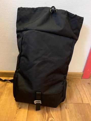 sac à dos avec port usb beschikbaar voor biedingen