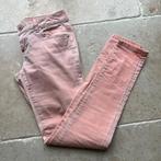 Toxik3-jeans voor dames, Ophalen, Gedragen