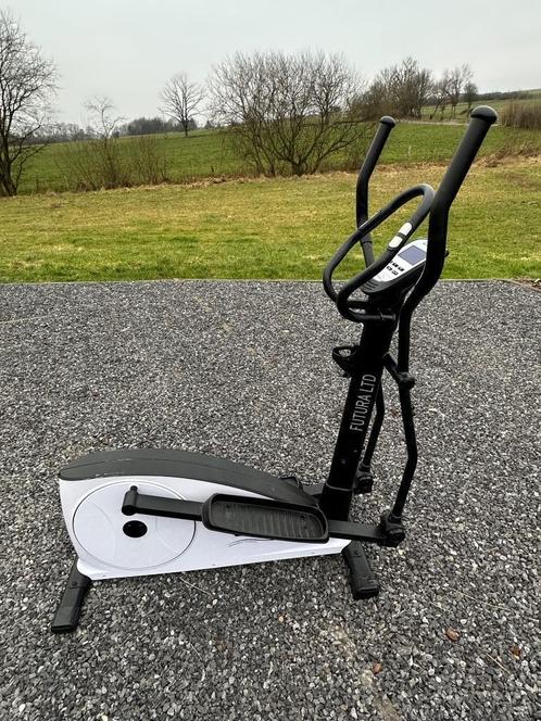 Vélo elliptique Futura III LTD, Sport en Fitness, Fitnessapparatuur, Gebruikt, Crosstrainer, Armen, Benen, Buik, Rug, Metaal, Ophalen