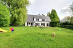 Maison à louer à Braine-L'alleud, 222 m², Vrijstaande woning