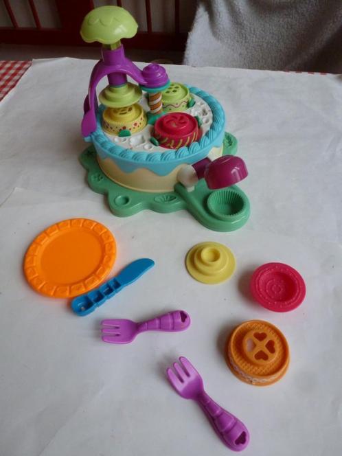 Play-Doh Cake Cupcake Maker, Kinderen en Baby's, Speelgoed | Educatief en Creatief, Zo goed als nieuw, Ophalen of Verzenden