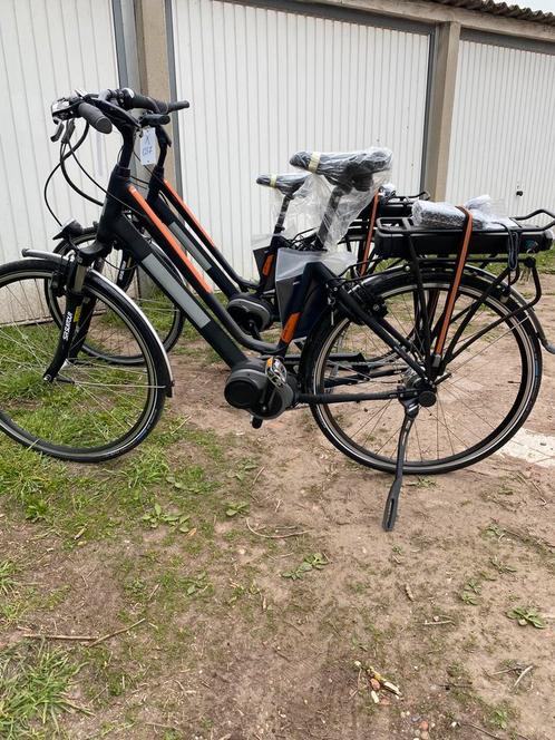 2 nieuwe elektrische fietsen btwin met middenmotor, Fietsen en Brommers, Elektrische fietsen, Zo goed als nieuw, Ophalen