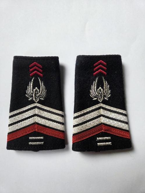 Fourreaux d'Épaule Caporal Chef Du Train., Verzamelen, Militaria | Algemeen, Ophalen of Verzenden