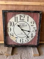 Klok vintage, Huis en Inrichting, Woonaccessoires | Klokken, Ophalen, Zo goed als nieuw, Analoog, Wandklok