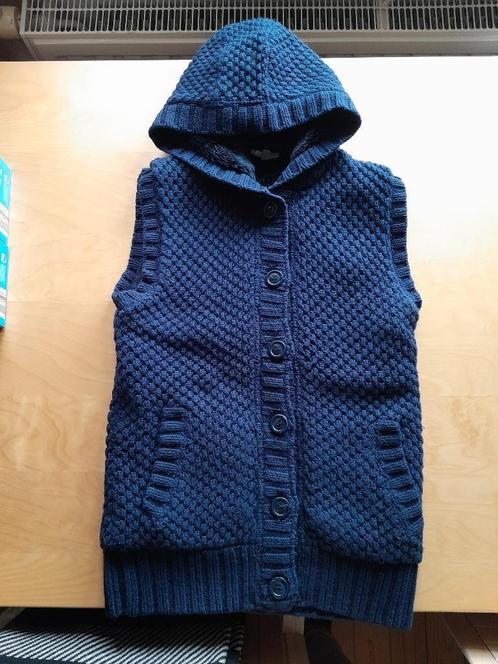 Mouwloze vest met kap. Maat 170-176., Kinderen en Baby's, Kinderkleding | Maat 170, Zo goed als nieuw, Meisje, Trui of Vest, Ophalen