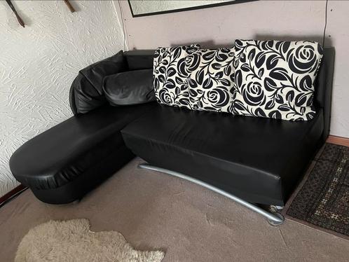 Canapé (lit) noir avec rangement, Maison & Meubles, Chambre à coucher | Canapés-lits, Utilisé, 160 cm, 200 cm, Deux personnes