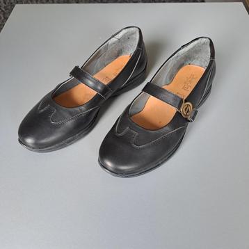 Olivier Strelli zwarte damesschoenen  beschikbaar voor biedingen