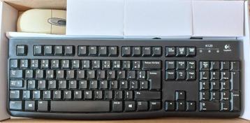 Toetsenbord en muis beschikbaar voor biedingen