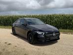 Mercedes-Benz A-CLASS 250 AMG PACK,Camera,Leder Alcan,Night, Auto's, Automaat, 4 deurs, 2175 kg, Gebruikt