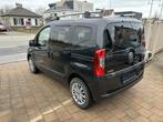 Fiat Qubo benzine van 2015, Auto's, 57 kW, Euro 6, 161 g/km, Zwart