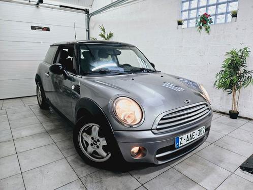 MINI COOPER R56 CT.OK ONDERHOUDSBOEKEN OK, Auto's, Mini, Particulier, Cooper, ABS, Airbags, Airconditioning, Alarm, Bluetooth