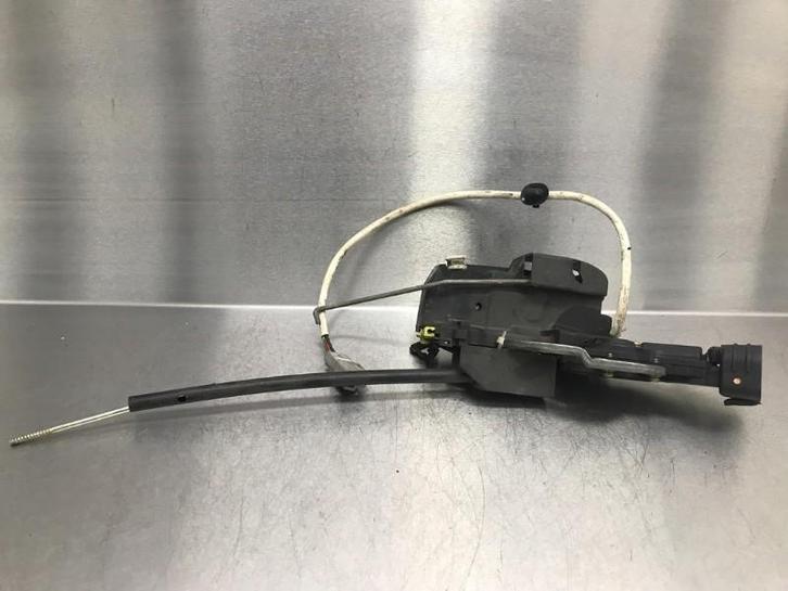 BARRE DE SERRURE DE PORTE AVANT GAUCHE Toyota Corolla (E11), Autos : Pièces & Accessoires, Autres pièces automobiles, Toyota, Utilisé