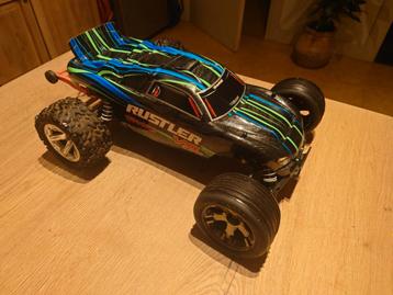 Traxxas Rustler VXL 2WD en parfait état. Rarement conduit, Enlèvement ou Envoi, Comme neuf