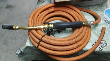 gasbrander + slang beschikbaar voor biedingen