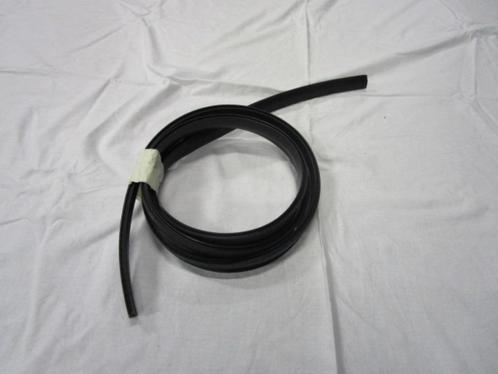 rubber achterklep op kas MK4 1988-01 , CLASSIC MINI COOPER, Auto-onderdelen, Carrosserie, Achterklep, Mini, Oldtimer onderdelen