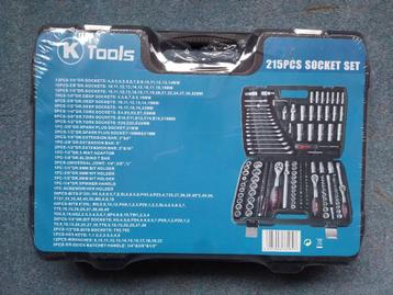 Boite a Outils avec 216 Pieces Toute Neuf et Complet