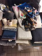 Zelf kleren maken . Grote stukken stof ., Ophalen, Nieuw