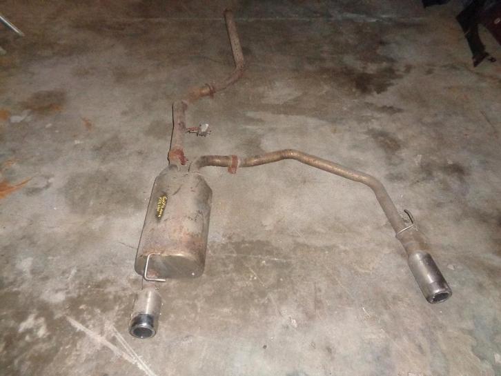 A vendre echappement VW Golf 4 Audi A3 8P Seat Leon, Auto-onderdelen, Uitlaatsystemen, Audi, Seat, Volkswagen, Gebruikt, Ophalen