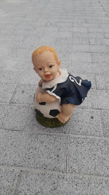 Spaarpot baby met voetbal beeldje beschikbaar voor biedingen