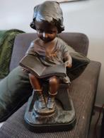 Statue en plâtre lisant un enfant G V VAERENBERGH, Enlèvement, Utilisé