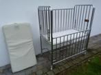 Authentiek vintage kinder ziekenhuisbed - perfecte staat, Antiek en Kunst, Ophalen