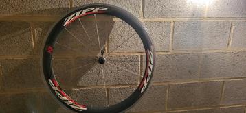 Roue carbone zipp 404 beschikbaar voor biedingen