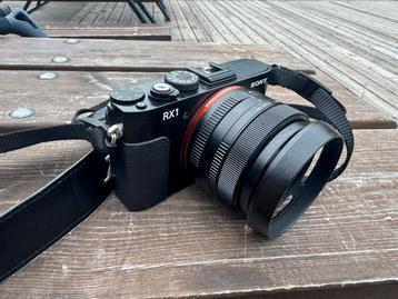 Sony rx rx1 fullframe compact zeiss 35f2 beschikbaar voor biedingen