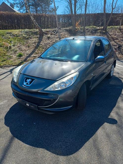 Très belle 206+ 208655 km avec suivi complet de 2011 euro 5., Auto's, Peugeot, Particulier, 206+, ABS, Airbags, Alarm, Centrale vergrendeling
