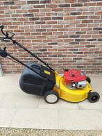 Grasmaaier ZELFTREKKER MET HONDA MOTOR., Tuin en Terras, Grasmaaiers, Ophalen, Gebruikt
