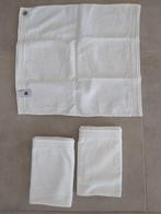 3 witte handdoeken, Nieuw, Ophalen of Verzenden, Handdoek, Wit