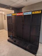 Ijzeren opslag rek, Ophalen