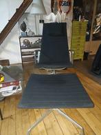 Charles eames  Vitra ea124/ea125, Ophalen of Verzenden