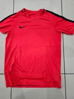 T-shirts Nike Dri-Fit Taille XL, Vêtements | Hommes, Vêtements de sport, Enlèvement