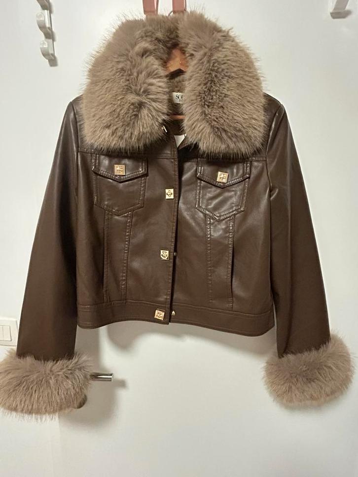 VOLLEDIG NIEUW! Jasjes met kaartjes er nog aan, maat M, Kleding | Dames, Jasjes, Kostuums en Pakken, Jasje, Maat 38/40 (M), Bruin