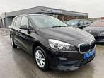 BMW 216 D GRAN TOURER NAVIGATIE 7 ZETELS BLUETOOTH LED PDC, Auto's, BMW, Monovolume, Bruin, 7 zetels, 83 kW