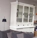 Kast in cremekleur, Huis en Inrichting, Ophalen, Gebruikt, Met deur(en), Landelijk